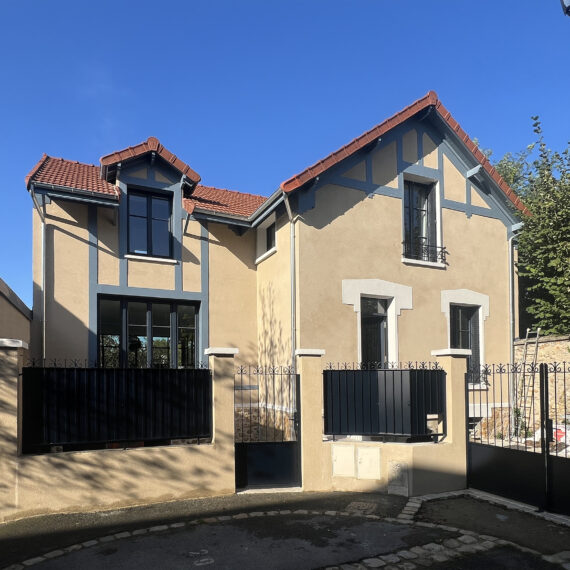 Rénovation et extension d’une maison d’habitation à Versailles